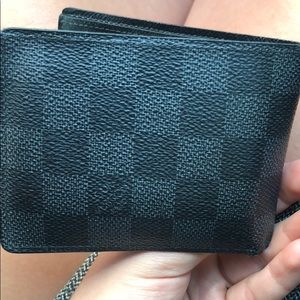 Men’s Louis Vuitton black Damier wallet